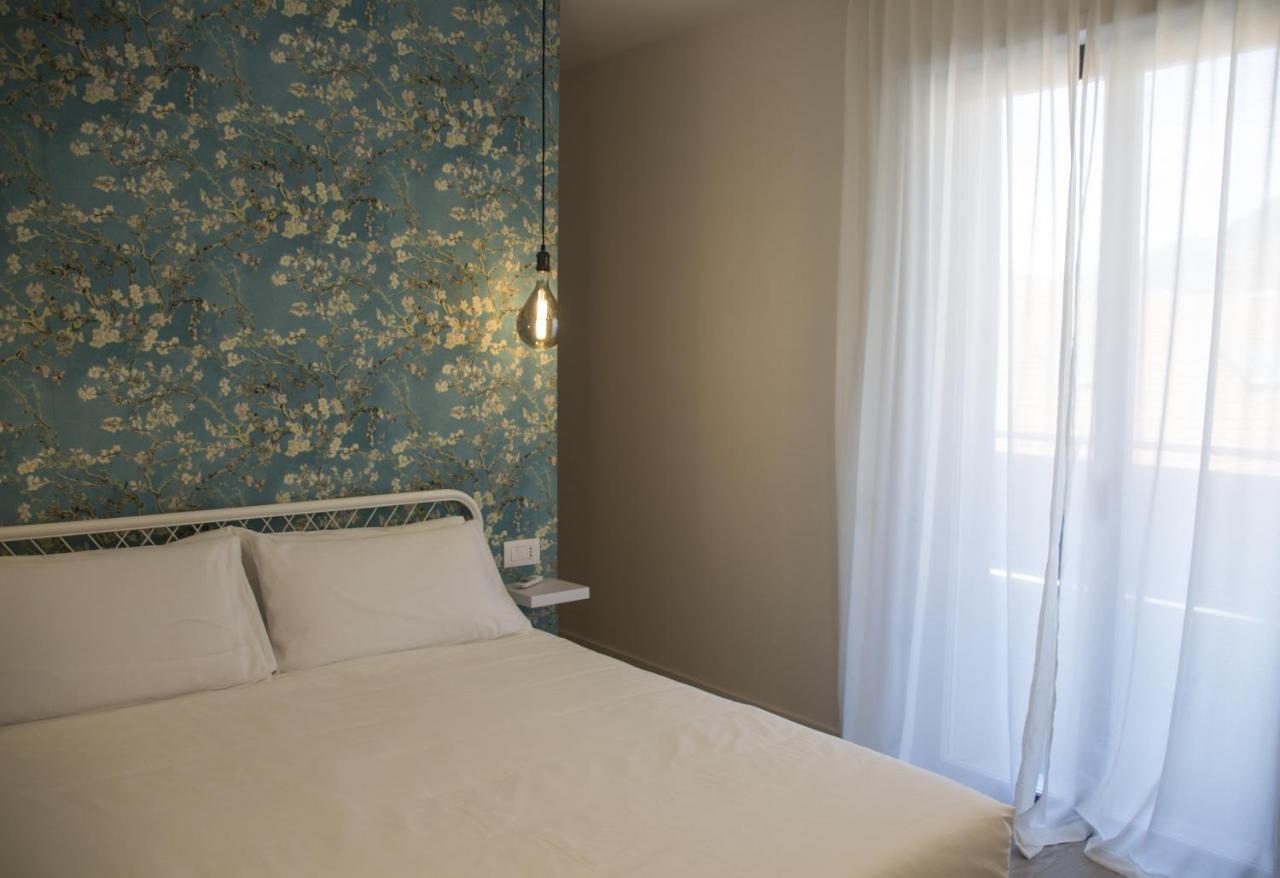 Bloom Apartments เตรนโต ภายนอก รูปภาพ
